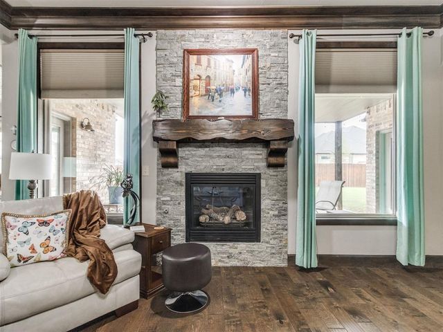 632 Sailboat Bridge Way, Edmond, OK 73034