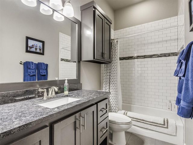 632 Sailboat Bridge Way, Edmond, OK 73034