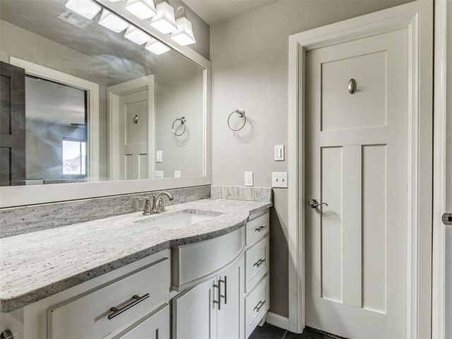 632 Sailboat Bridge Way, Edmond, OK 73034