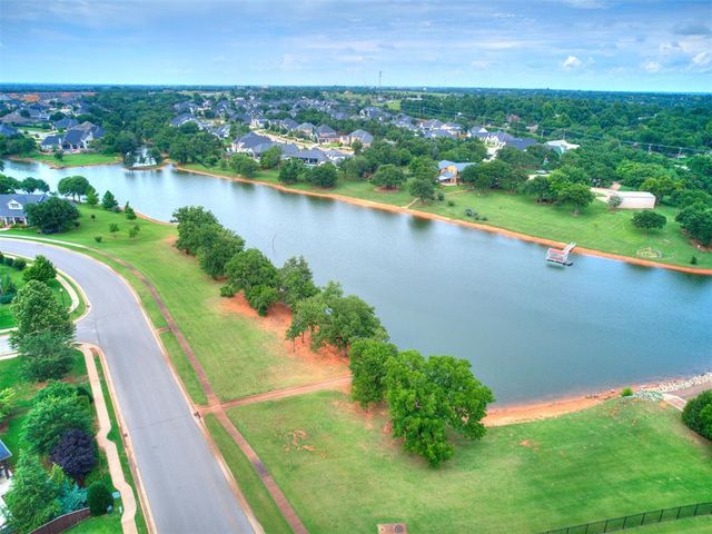 632 Sailboat Bridge Way, Edmond, OK 73034