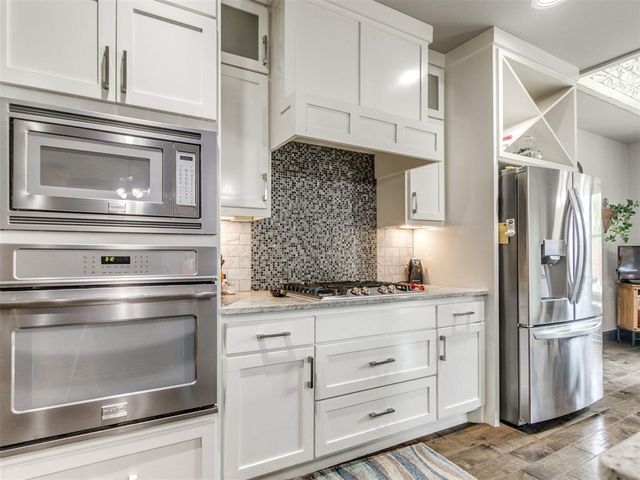 632 Sailboat Bridge Way, Edmond, OK 73034