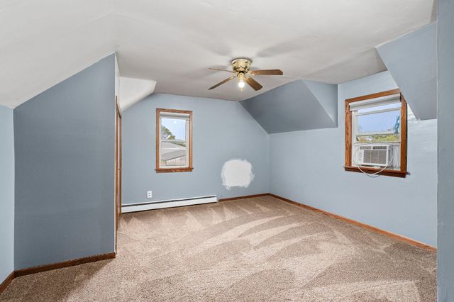 27884 560th Avenue, Austin, MN 55912
