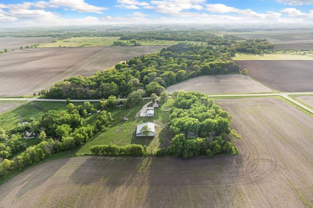 27884 560th Avenue, Austin, MN 55912