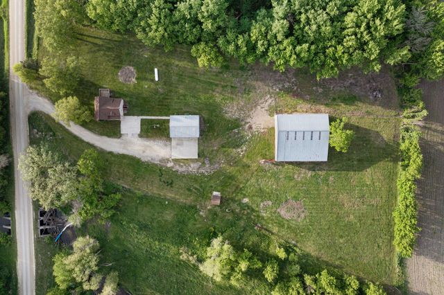 27884 560th Avenue, Austin, MN 55912
