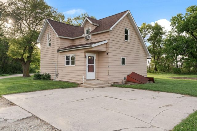 27884 560th Avenue, Austin, MN 55912