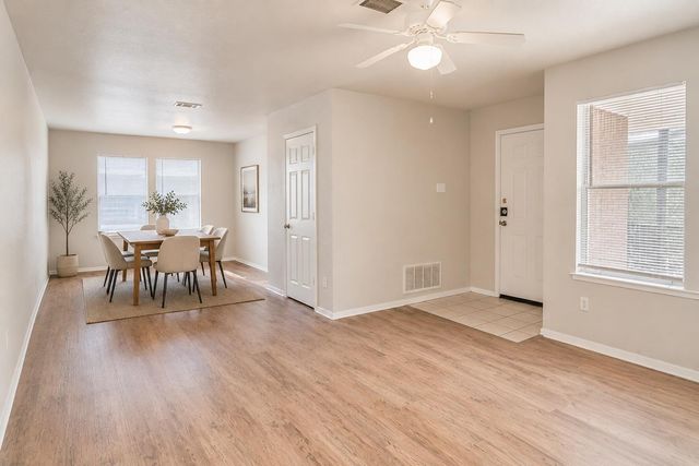 2214 Katy LN D, Georgetown, TX 78626