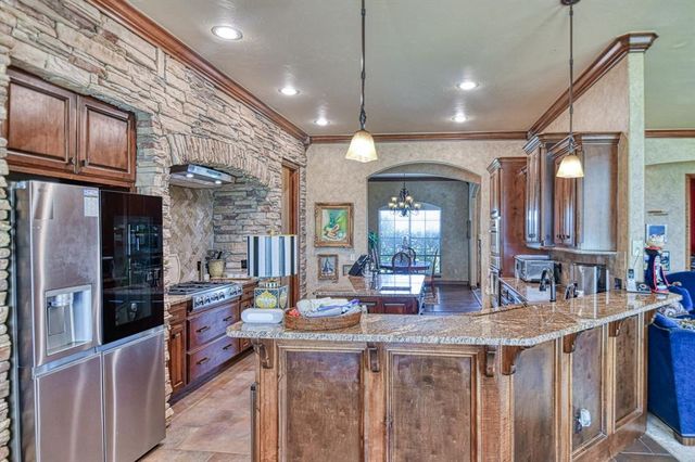 2293 Cottage Lane, Blanchard, OK 73010