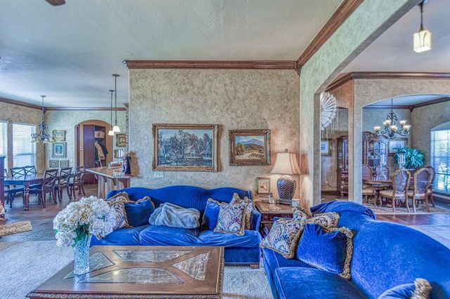 2293 Cottage Lane, Blanchard, OK 73010