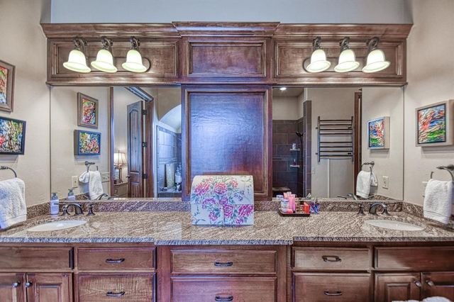 2293 Cottage Lane, Blanchard, OK 73010