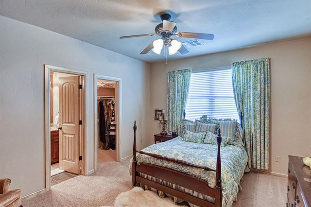 2293 Cottage Lane, Blanchard, OK 73010