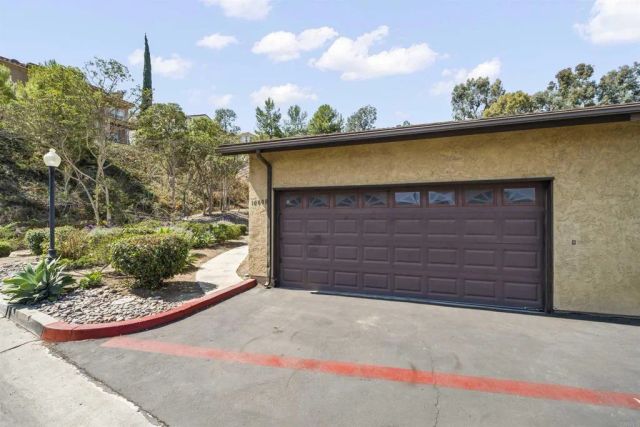 10008 Nuerto Lane, Spring Valley, CA 91977