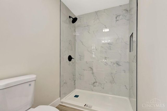 6813 Merwin Avenue, Cincinnati, OH 45227