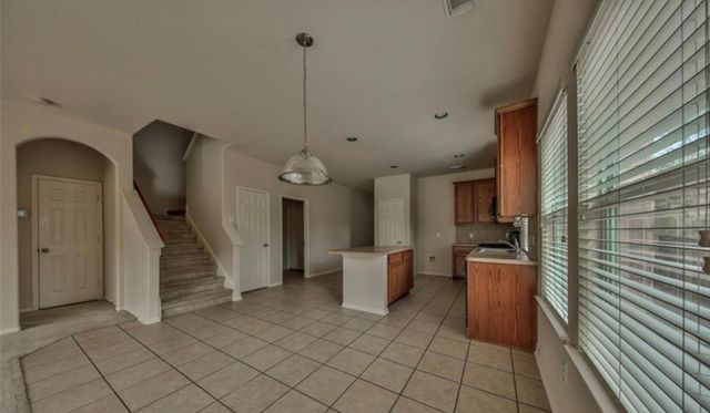 18 Milepost Court, The Woodlands, TX 77382