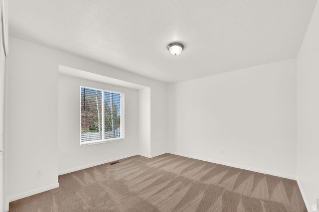 5061 S 3500 W, Roy, UT 84067