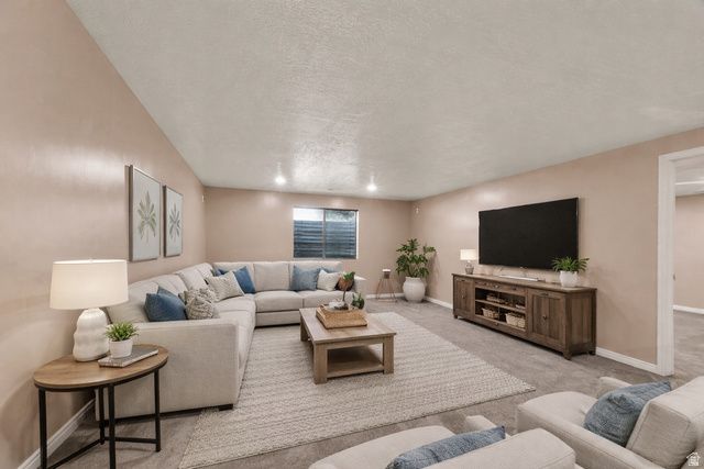 5061 S 3500 W, Roy, UT 84067