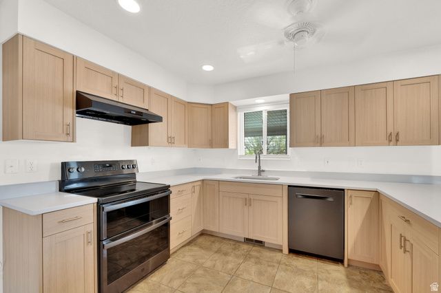 5061 S 3500 W, Roy, UT 84067