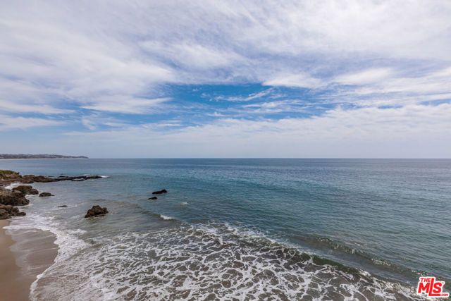 31636 Sea Level Drive, Malibu, CA 90265
