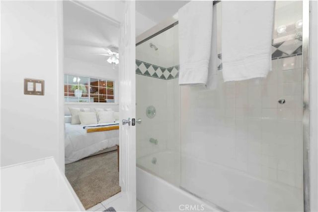 4771 Excelente Drive, Woodland Hills, CA 91364