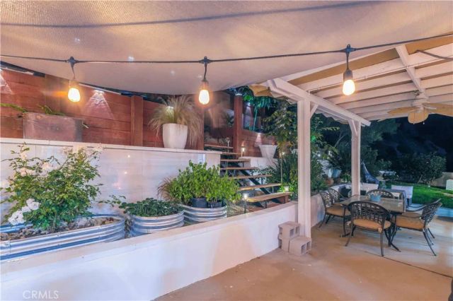 4771 Excelente Drive, Woodland Hills, CA 91364