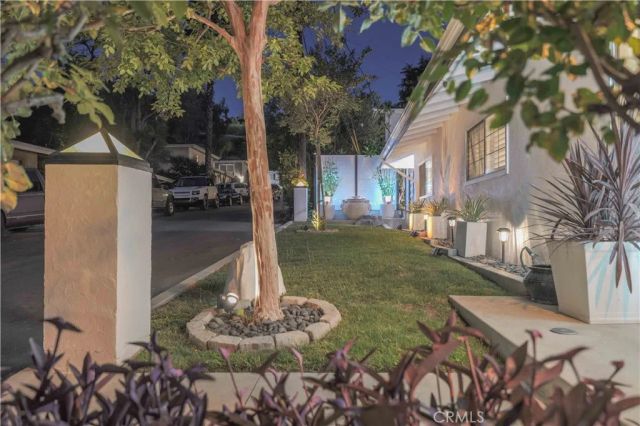 4771 Excelente Drive, Woodland Hills, CA 91364