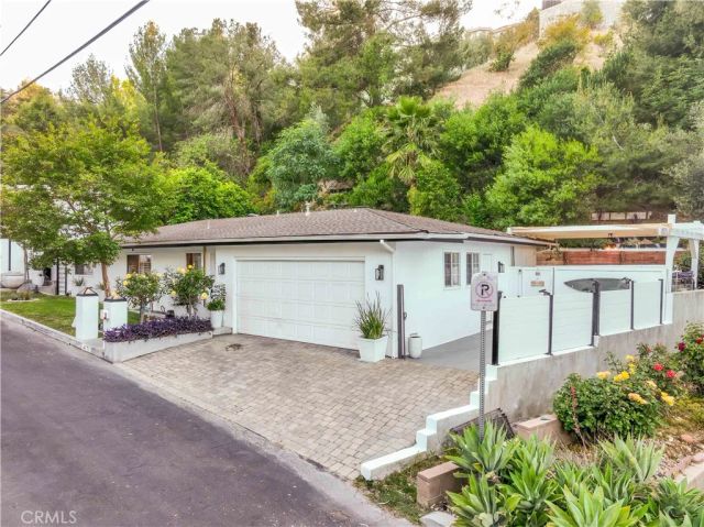 4771 Excelente Drive, Woodland Hills, CA 91364