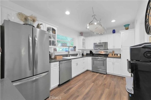 4771 Excelente Drive, Woodland Hills, CA 91364