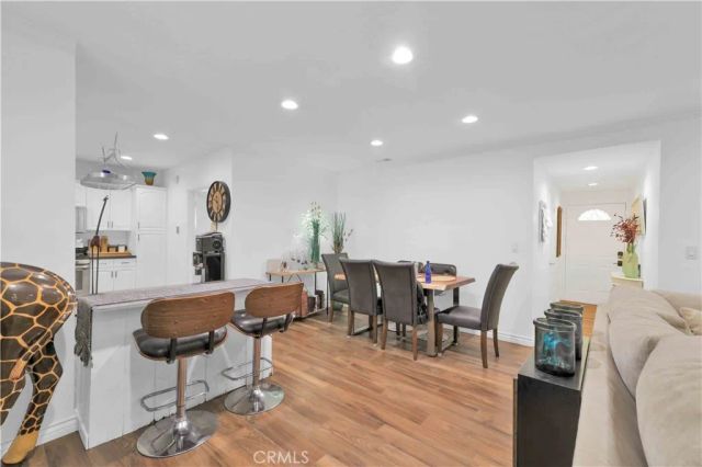 4771 Excelente Drive, Woodland Hills, CA 91364