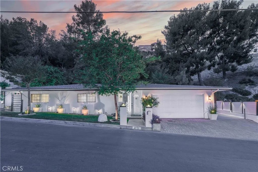 4771 Excelente Drive, Woodland Hills, CA 91364