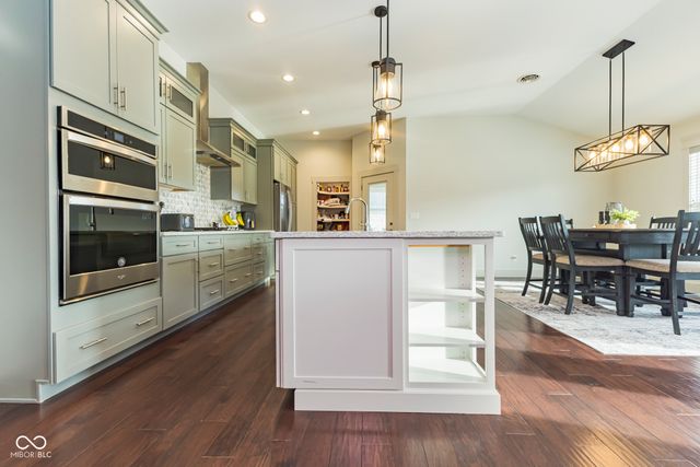 5513 W Sawgrass Way, Muncie, IN 47304