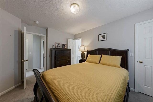 15481 S Wyandotte Drive, Olathe, KS 66062