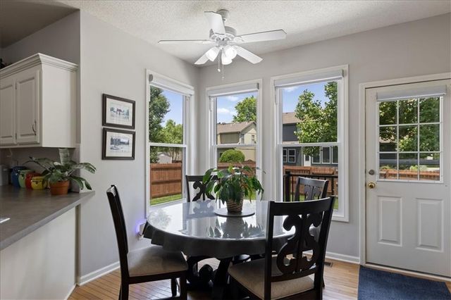 15481 S Wyandotte Drive, Olathe, KS 66062