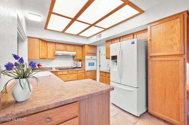 14350 N Rusty Gate Trail, Oro Valley, AZ 85755