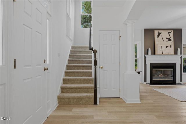 101 Streamview Drive, Cary, NC 27519