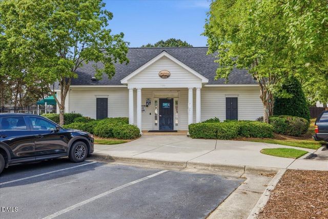 101 Streamview Drive, Cary, NC 27519