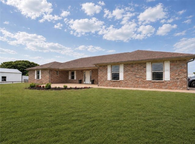 558 & 562 Rheas Mill Road, Farmington, AR 72730
