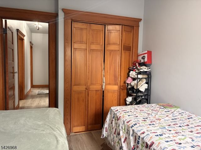 390 Delano Pl, Fairview Boro, NJ 07022