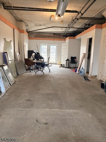 390 Delano Pl, Fairview Boro, NJ 07022