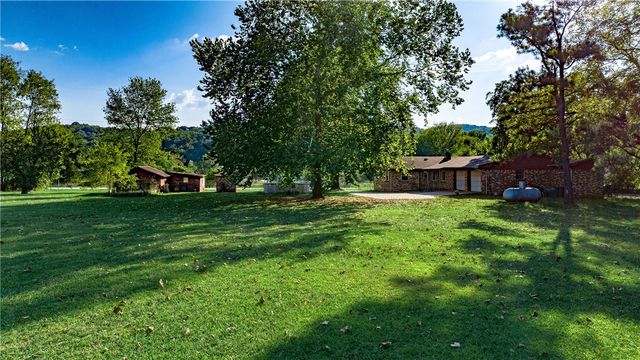 16712 S Highway 71, Winslow, AR 72959