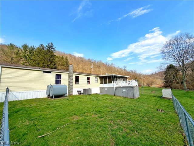 54290 Pipe Creek Road, Jacobsburg, OH 43933