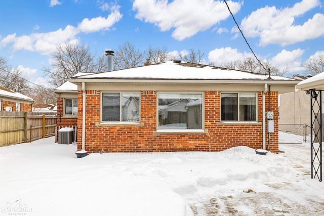 23065 Englehardt Street, Saint Clair Shores, MI 48080