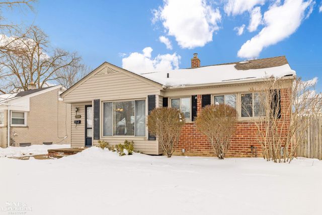 23065 Englehardt Street, Saint Clair Shores, MI 48080