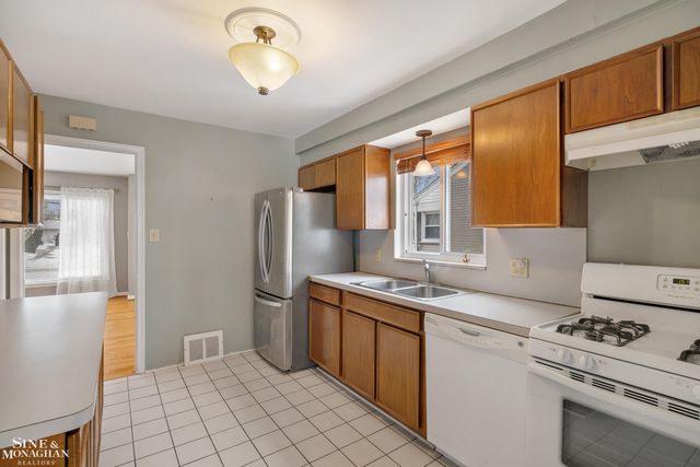 23065 Englehardt Street, Saint Clair Shores, MI 48080