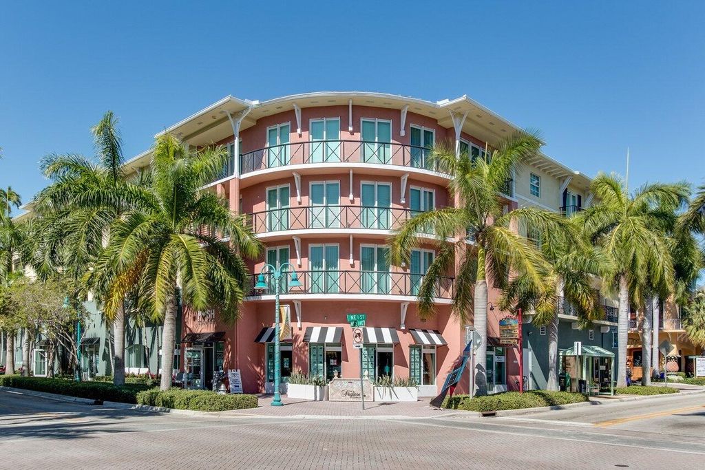 235 NE 1st Street 504, Delray Beach, FL 33444