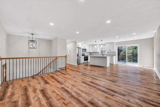 227 Hunters Trail TRL, Troutville, VA 24175