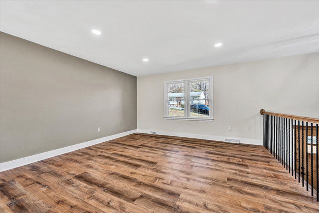 227 Hunters Trail TRL, Troutville, VA 24175