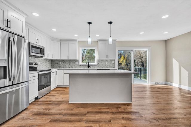 227 Hunters Trail TRL, Troutville, VA 24175