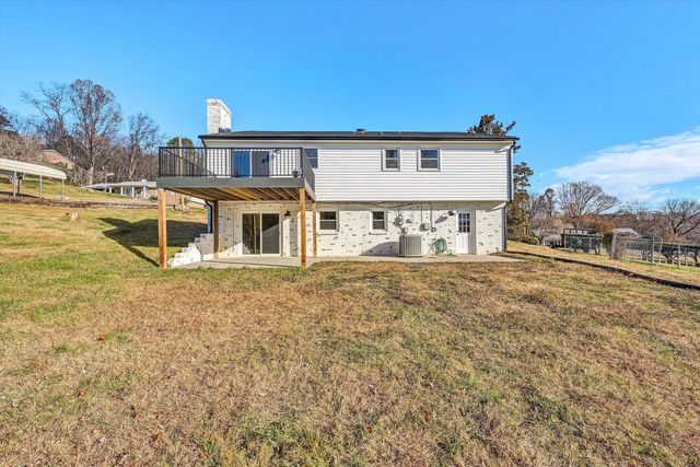 227 Hunters Trail TRL, Troutville, VA 24175
