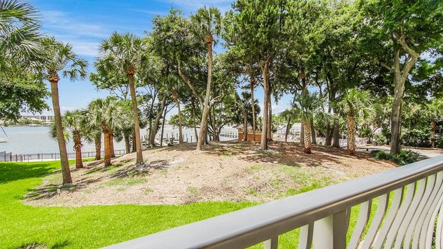 113 SE Brooks Street 204, Fort Walton Beach, FL 32548