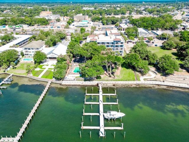 113 SE Brooks Street 204, Fort Walton Beach, FL 32548