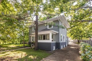 4215 Unity Avenue N, Robbinsdale, MN 55422